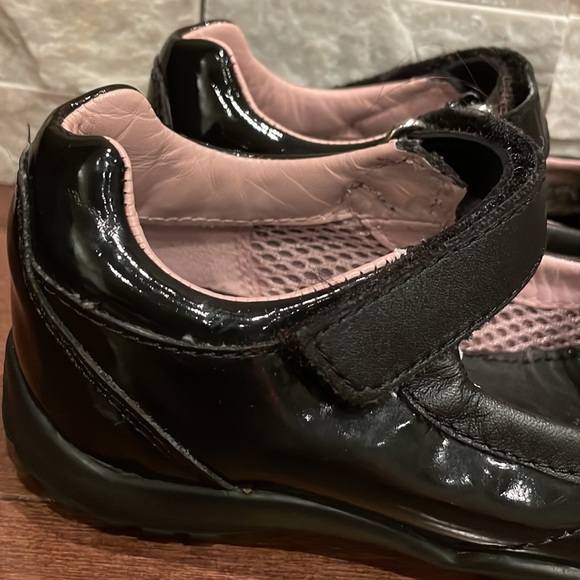 Geox Patent Leather Shoes - Picture 3 of 9